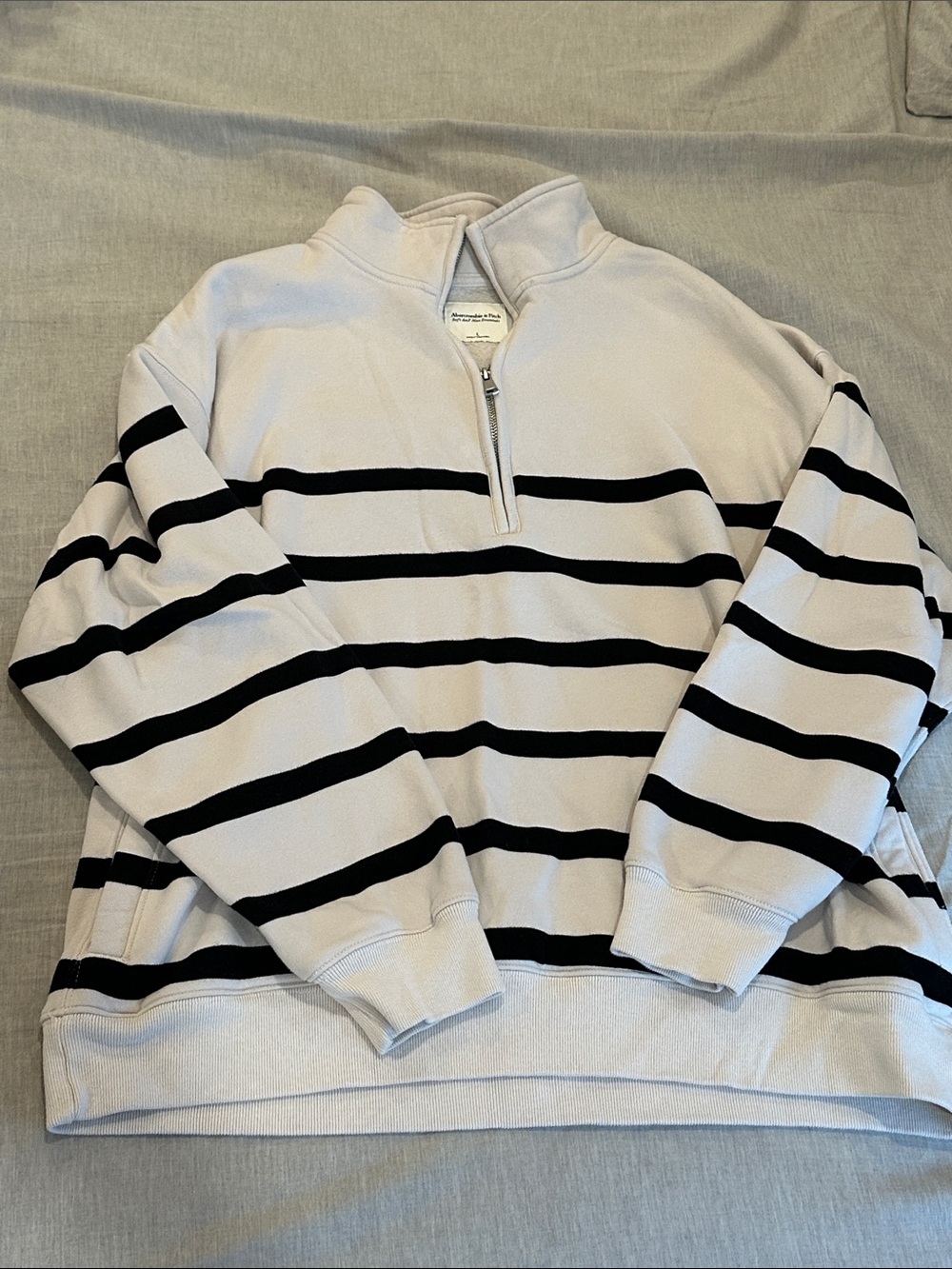 Quarter-Zip Striped Pullover Sweater - Cream/Black